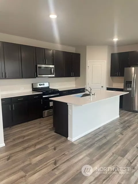 2808 Laurel Loop, Milton, WA 98360 photo 2