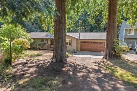 22355 Wavecrest Ave NE, Poulsbo, WA 98370