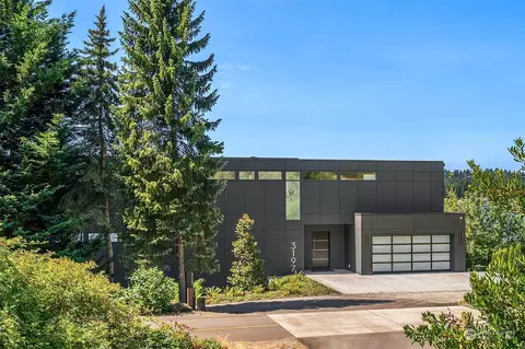 3197 E Lake Sammamish Pkwy NE, Sammamish, WA 98074