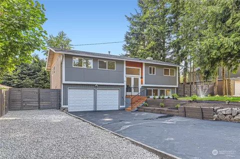 20 151st Pl SE, Lynnwood, WA 98087
