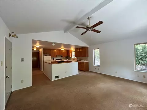 21 E Crest Dr, Belfair, WA 98528 photo 9
