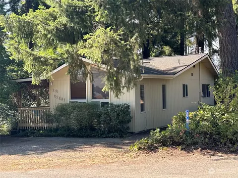 21 E Crest Dr, Belfair, WA 98528 photo 3
