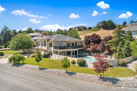395 Stoneybrook Ln, Wenatchee, WA 98801
