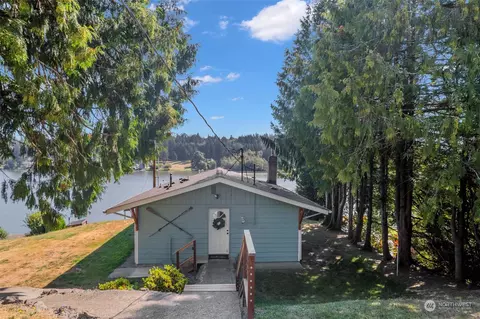 7457 Clover Valley Rd SE, Port Orchard, WA 98367