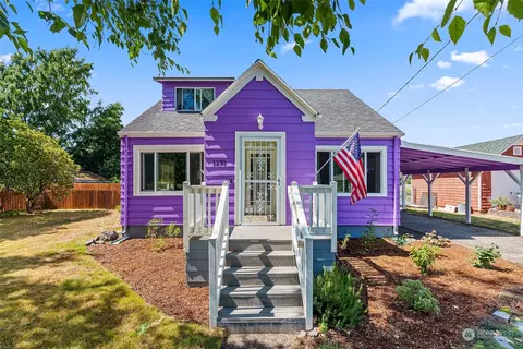 1230 E 2nd St, Aberdeen, WA 98520