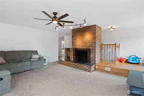 944 Cascade Dr, Longview, WA 98632 photo 7