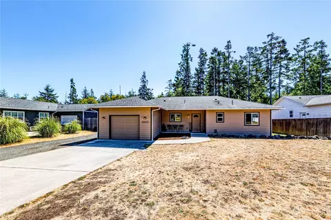 1427 Pendley Ct, Port Angeles, WA 98363