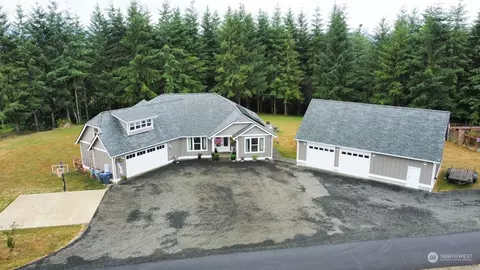 37 Richard Ln, Elma, WA 98541