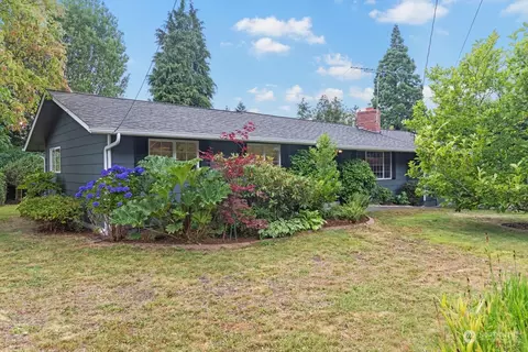 7424 69th Ave NE, Marysville, WA 98270