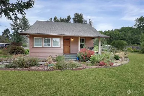 1201 95th St E, Tacoma, WA 98445