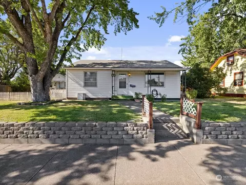 1513 E Alder St, Walla Walla, WA 99362 photo 4