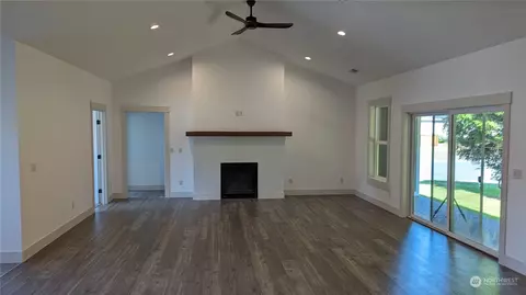 804 Cedar Dr, Everson, WA 98247 photo 6