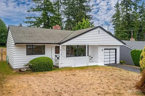 7520 198th St SW, Lynnwood, WA 98036