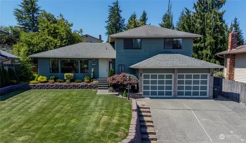 8814 10th Dr SE, Everett, WA 98208