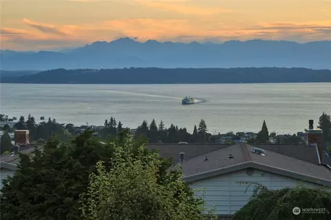 1230 Vista Way, Edmonds, WA 98020