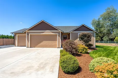 2223 Sirkka St, Centralia, WA 98531