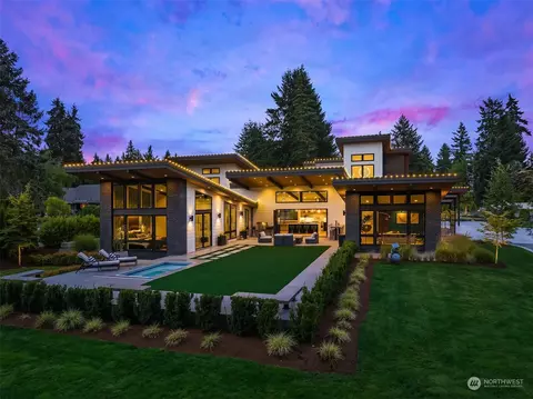 20040 156th Ave NE, Woodinville, WA 98072