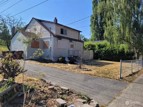 3594 E Portland Ave, Tacoma, WA 98404