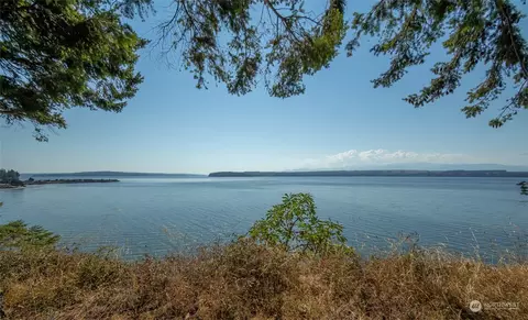 39107 Hood Canal Dr NE, Hansville, WA 98340