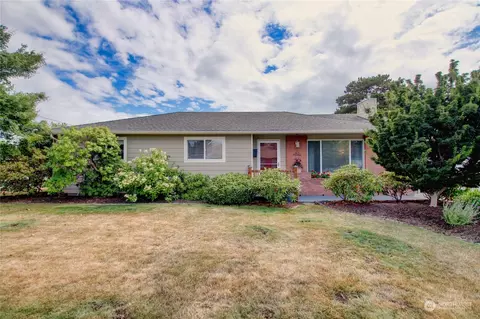 1512 Shirley Pl, Mount Vernon, WA 98274