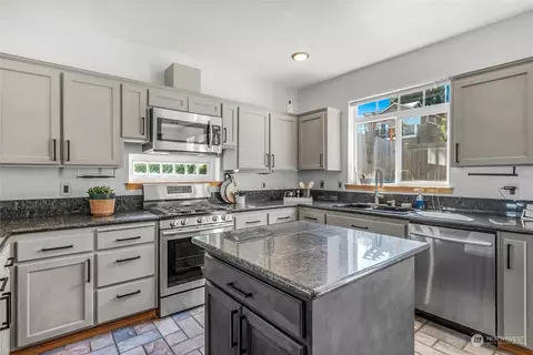 3920 Friday Ave, Everett, WA 98201 photo 8