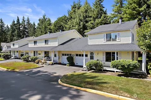 32621 3rd Pl S #2D, Federal Way, WA 98003