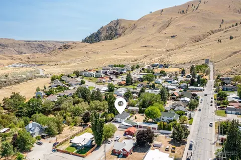 317 E Franklin St, Chelan, WA 98816 photo 29