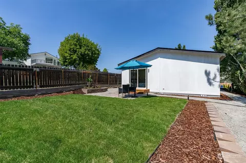 317 E Franklin St, Chelan, WA 98816 photo 25