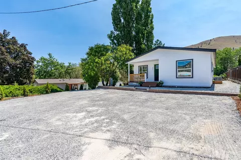 317 E Franklin St, Chelan, WA 98816 photo 27
