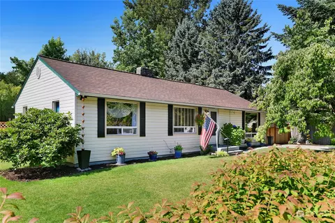 3609 SE 5th Pl, Renton, WA 98058