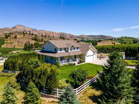 900 Loop Ave, Manson, WA 98831 photo 5