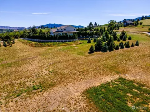 900 Loop Ave, Manson, WA 98831 photo 7