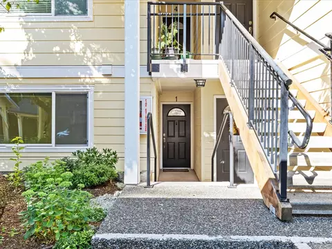 14602 51st St, Bellevue, WA 98007