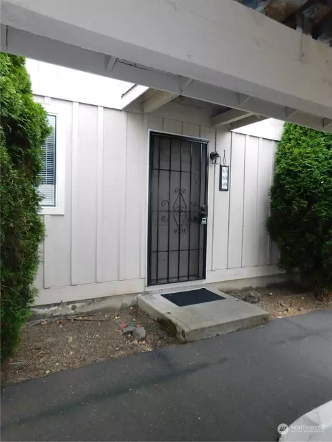 10309 15th Avenue Ct E, Tacoma, WA 98444
