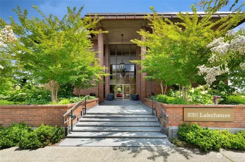 2320 43rd Ave E #301A, Seattle, WA 98112