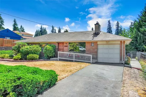 5230 191st St SW, Lynnwood, WA 98036