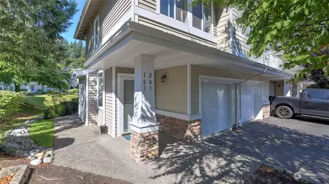 22213 42nd Ave S #201, Kent, WA 98032