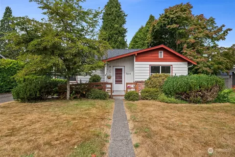 3015 Moore St SE, Olympia, WA 98501