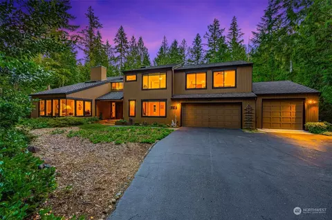 21407 NE 6th Pl, Sammamish, WA 98074