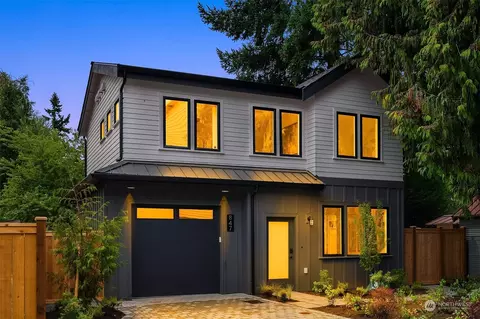 847 NE 91st St, Seattle, WA 98115