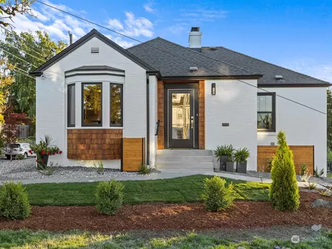 2403 Prescott Ave SW, Seattle, WA 98126