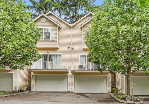 17920 NE 90th St, Redmond, WA 98052