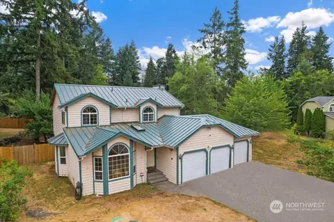 2957 NW Northstar Dr, Silverdale, WA 98383