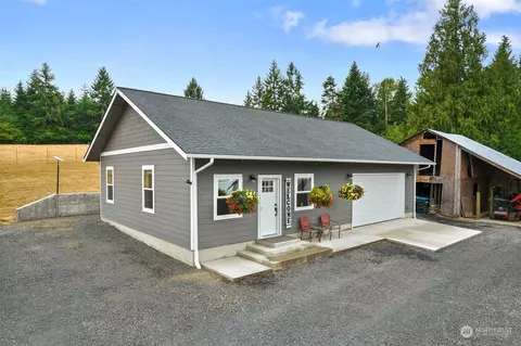 141 Gold Creek Dr, Chehalis, WA 98532