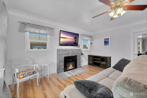 2005 Rainier Ave, Everett, WA 98201 photo 6