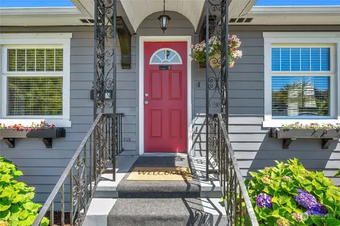 2005 Rainier Ave, Everett, WA 98201 photo 2