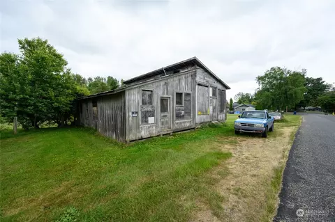 5859 Bow St, Bow, WA 98232 photo 9