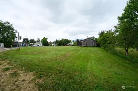 5859 Bow St, Bow, WA 98232 photo 4