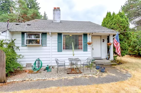 8520 121st St SW, Tacoma, WA 98498