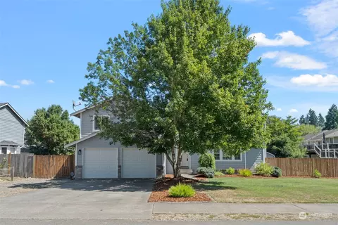 14111 120th Avenue Ct E, Puyallup, WA 98374
